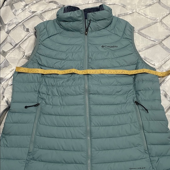 Columbia Sky Blue Quilted Vest (E) - Picture 8 of 9